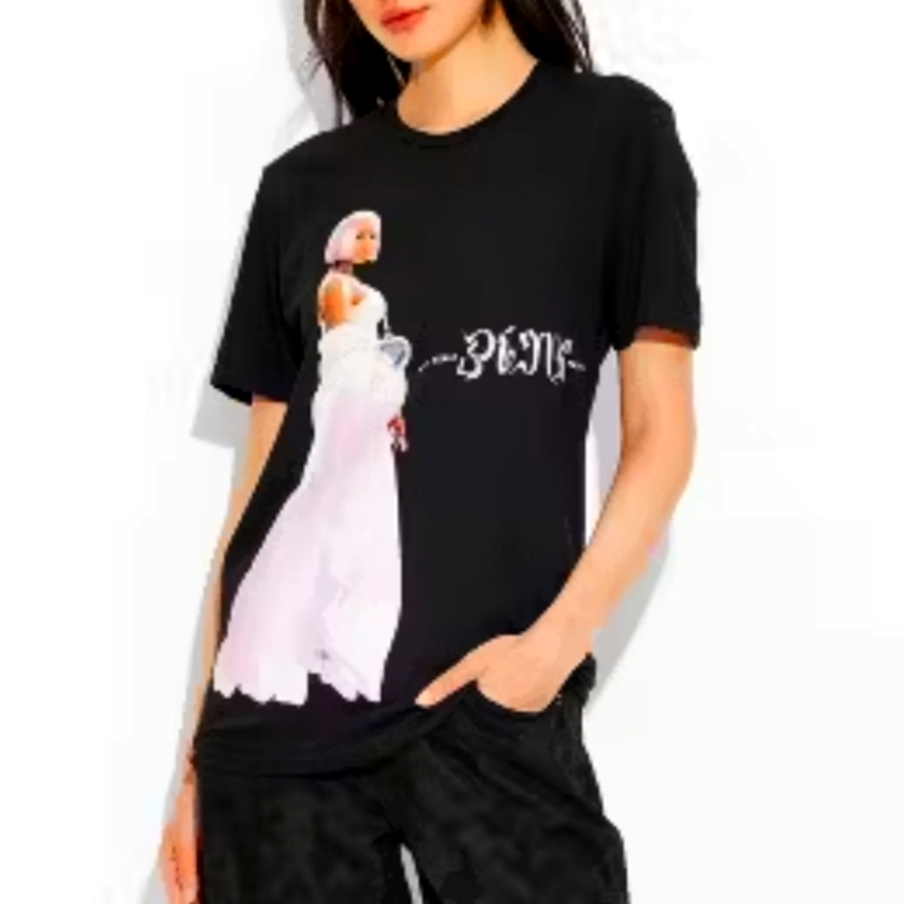 Women's Nicki Minaj Pink Friday Short Sleeve Graphic T-Shirt - Black NEW